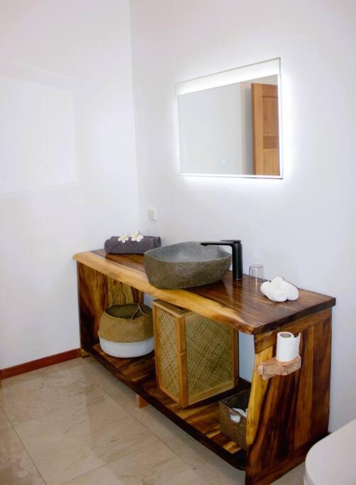 Bungalow Tiarii, Avec Acces Direct A Une Plage Privee Tevaitoa Exterior foto