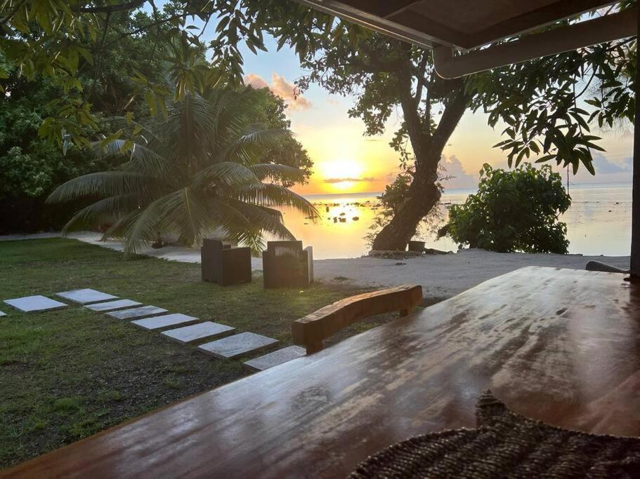 Bungalow Tiarii, Avec Acces Direct A Une Plage Privee Tevaitoa Exterior foto